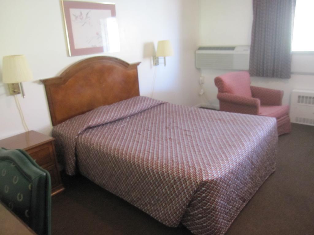 Vista Heights Inn Henrietta Zimmer foto